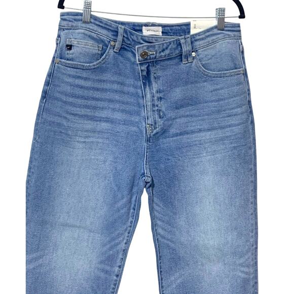 Kancan 90's Highrise Straight Cross Over Waist Stretch Jeans sz 30 NWT - Picture 2 of 9